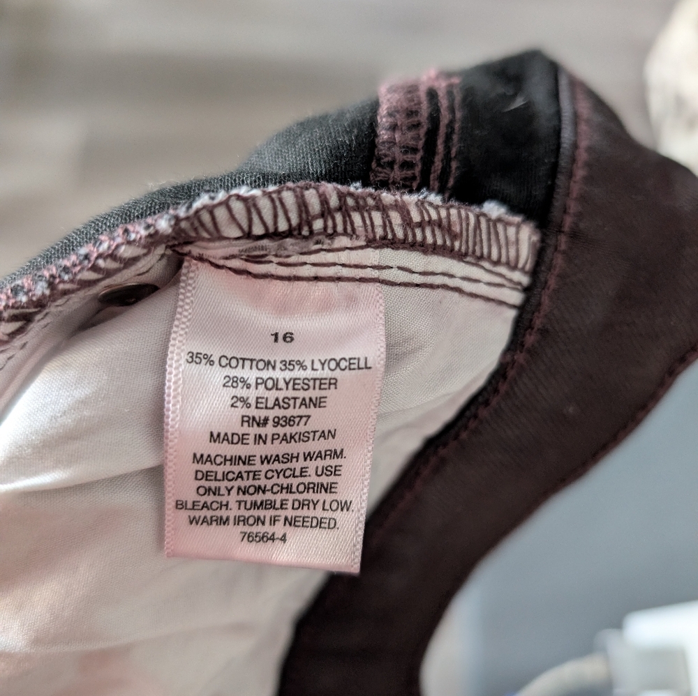 Nwt a.n.a - Women's Brown Pants - Picture 9 of 9